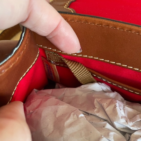 DOONEY & BOURKE OSTRICH EAST WEST FLAP SHOULDER BAG IN FOG✨ - Picture 11 of 14